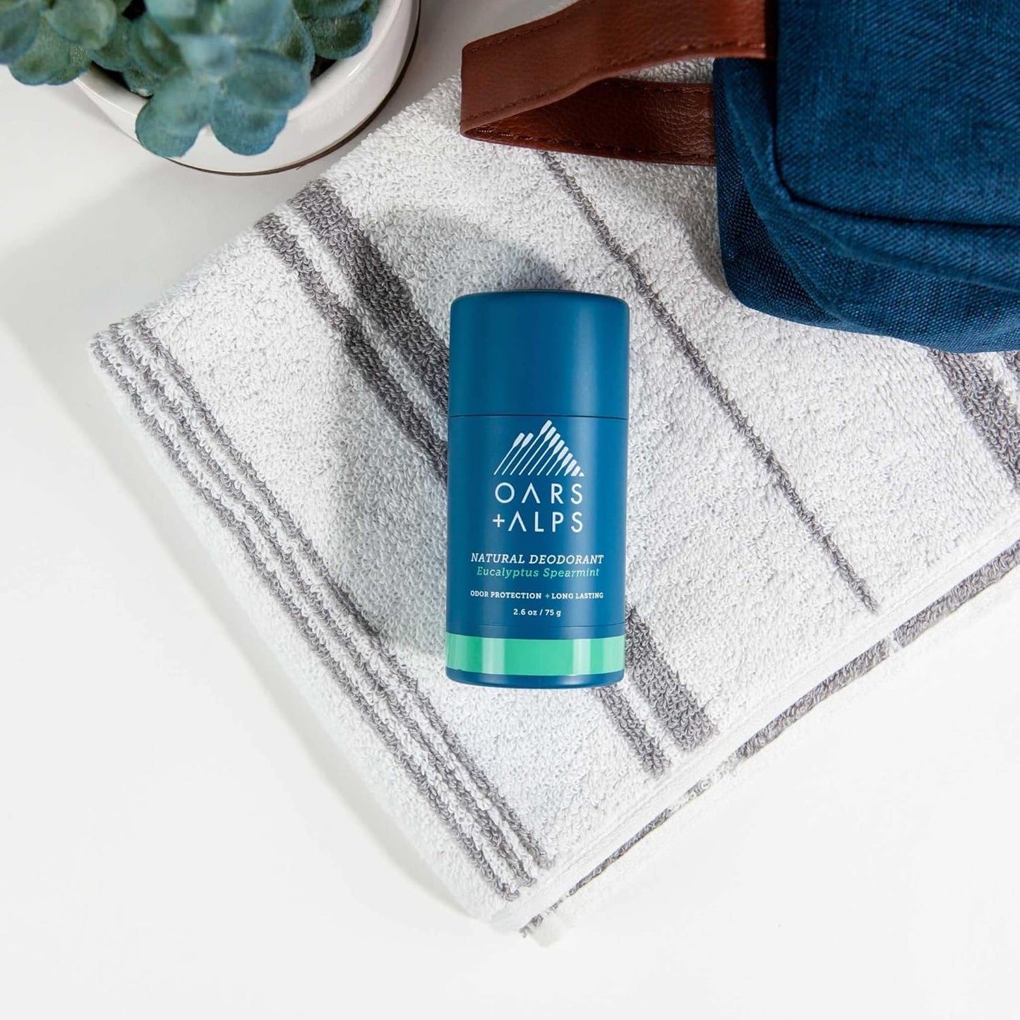 Oars + Alps Aluminum Free Deodorant for Men and Women, Dermatologist Tested and Made with Clean Ingredients, Travel Size, Eucalyptus Spearmint, 3 Pack, 2.6 Oz Each