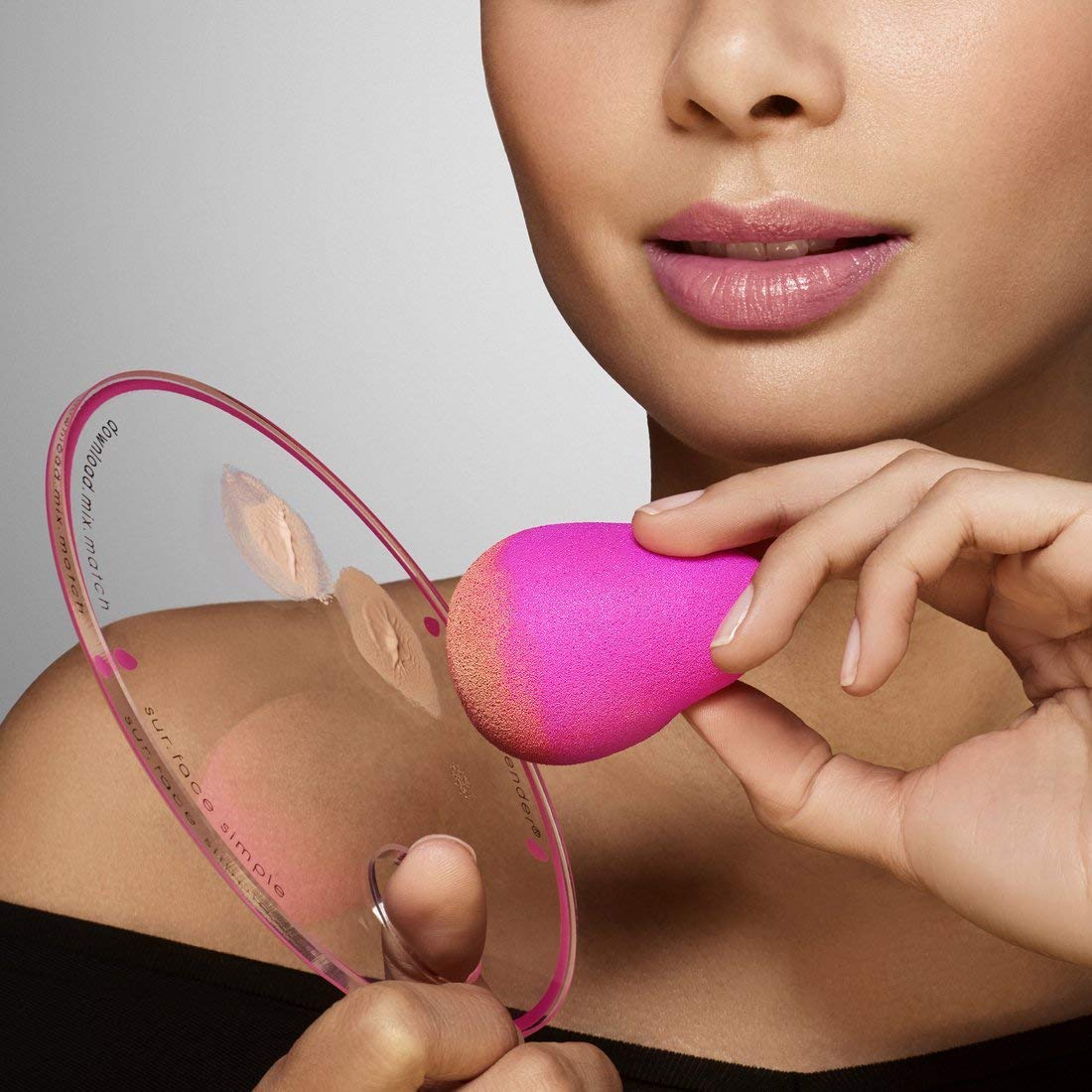 Beautyblender® | Surface Simple Portable Clear Beauty Blender Makeup Mixing Palette, Mix and Match Foundations and Creams, Includes Mixing Makeup Wand