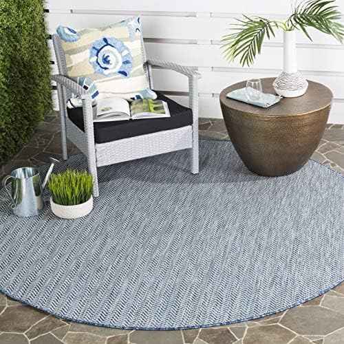 SAFAVIEH Outdoor Round Rug 9' by Unknown