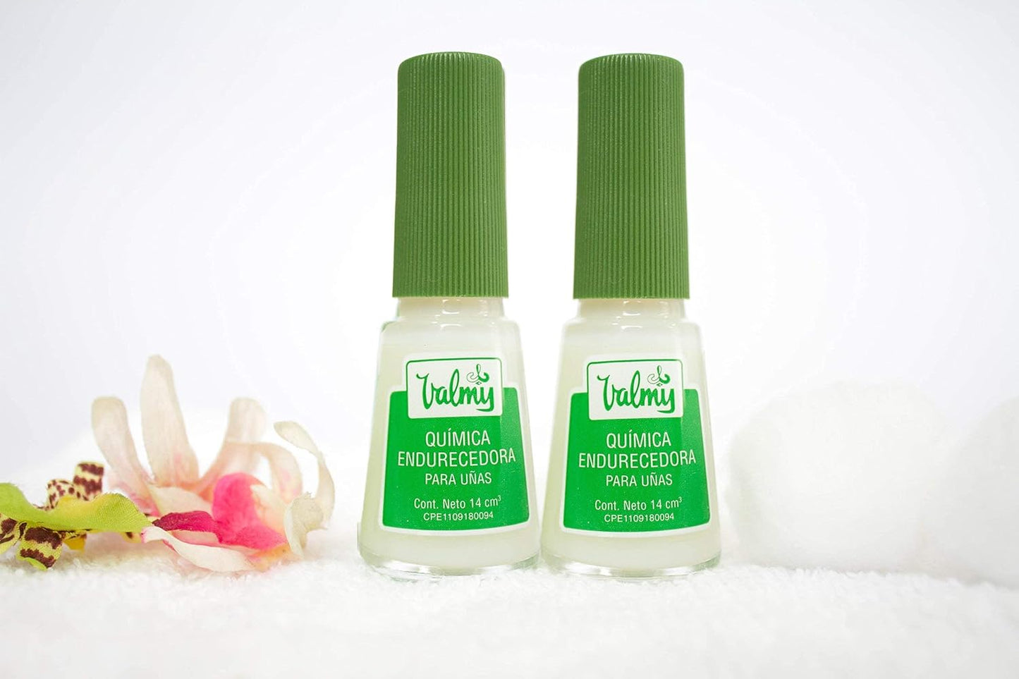 Quimica Endurecedora Nail Hardener - Strengthener and Protective Polish Treatment for Extra Strong Nails