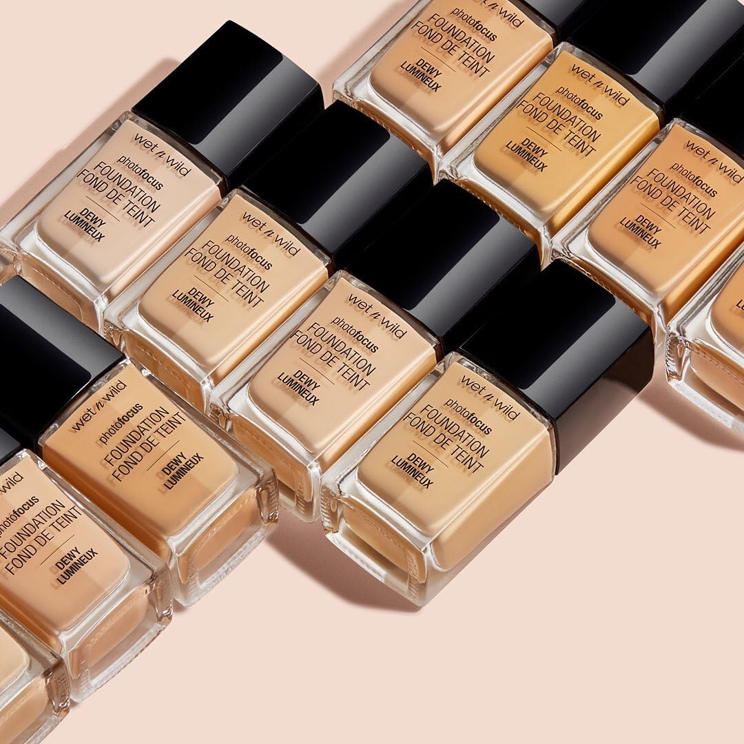 wet n wild Photo Focus Dewy Foundation Golden Beige
